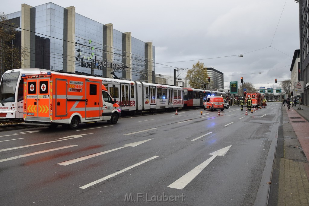 VU PKW KVB Bahn Koeln Deutz Deutz Muelheimerstr P01.JPG - Miklos Laubert